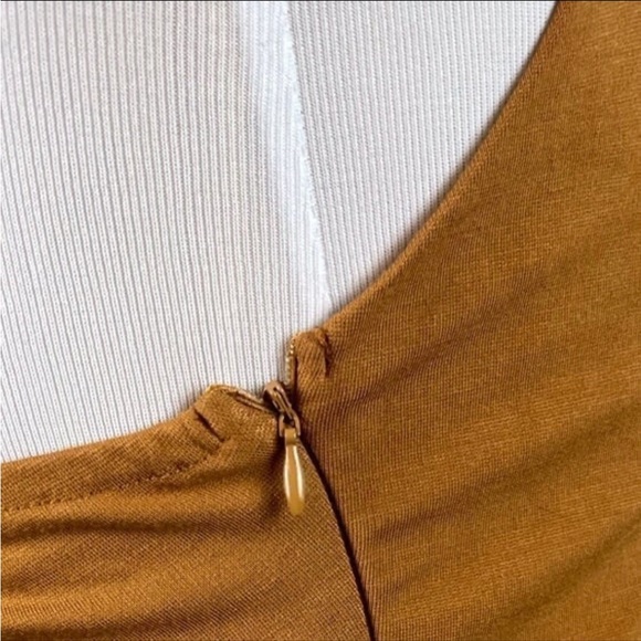 Zalalus Gold Body Con Dress - Picture 5 of 5